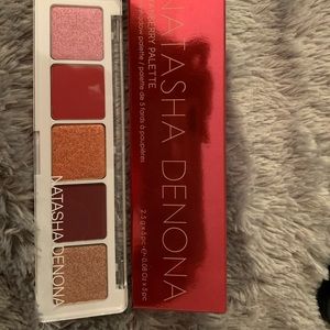 Natasha Denona Cranberry Pallet